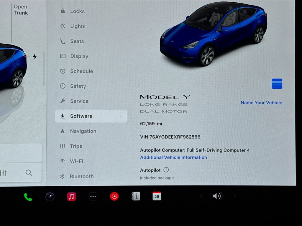 Used 2024 Tesla Model Y Long Range image 11