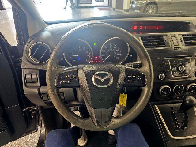 Used 2015 MAZDA MAZDA5 Sport image 10