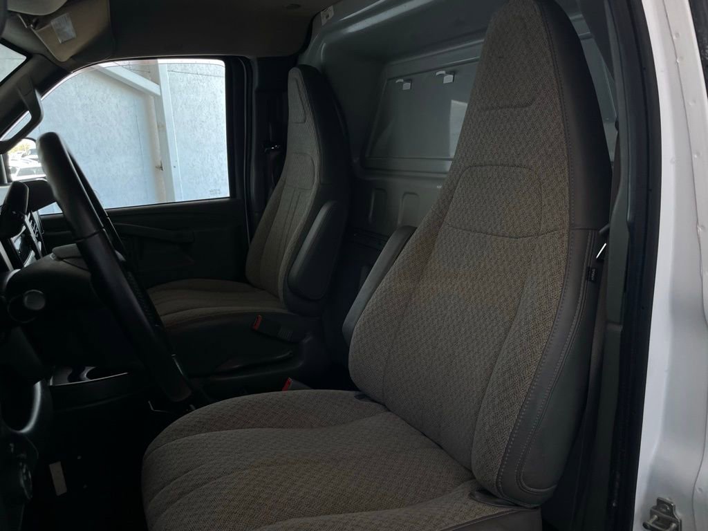 Used 2023 GMC Savana 2500 Work Van w/ Driver Convenience Package image 12