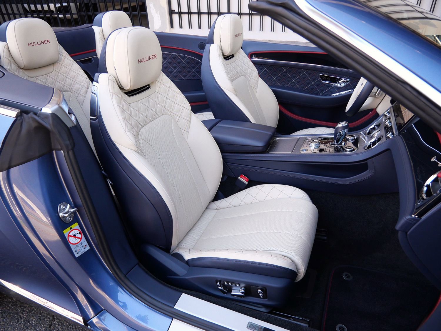 Used 2022 Bentley Continental GT image 28