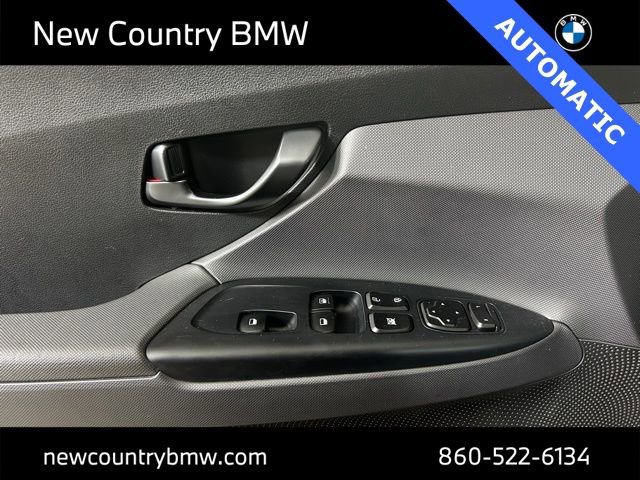 Used 2022 Hyundai Veloster N image 12