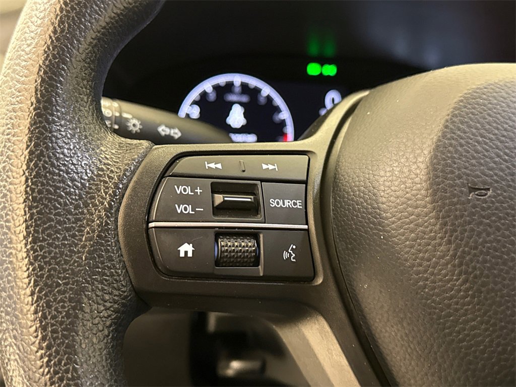 Certified 2023 Honda HR-V LX image 30