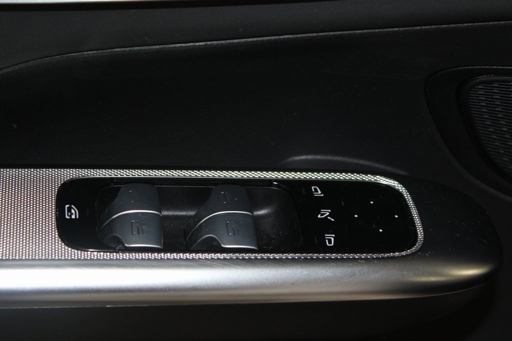 Used 2024 Mercedes-Benz GLC 43 AMG 4MATIC image 10