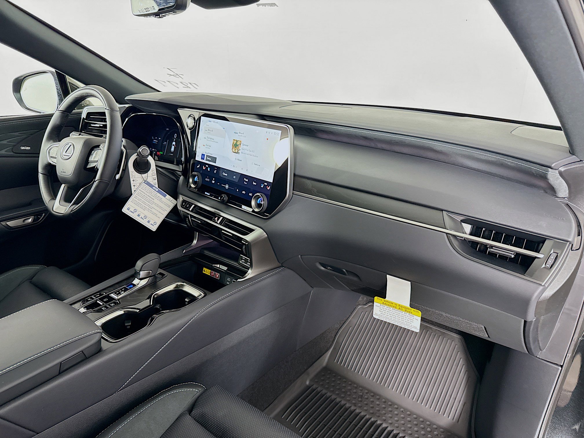 New 2026 Lexus RX 450h AWD w/ Convenience Package image 28