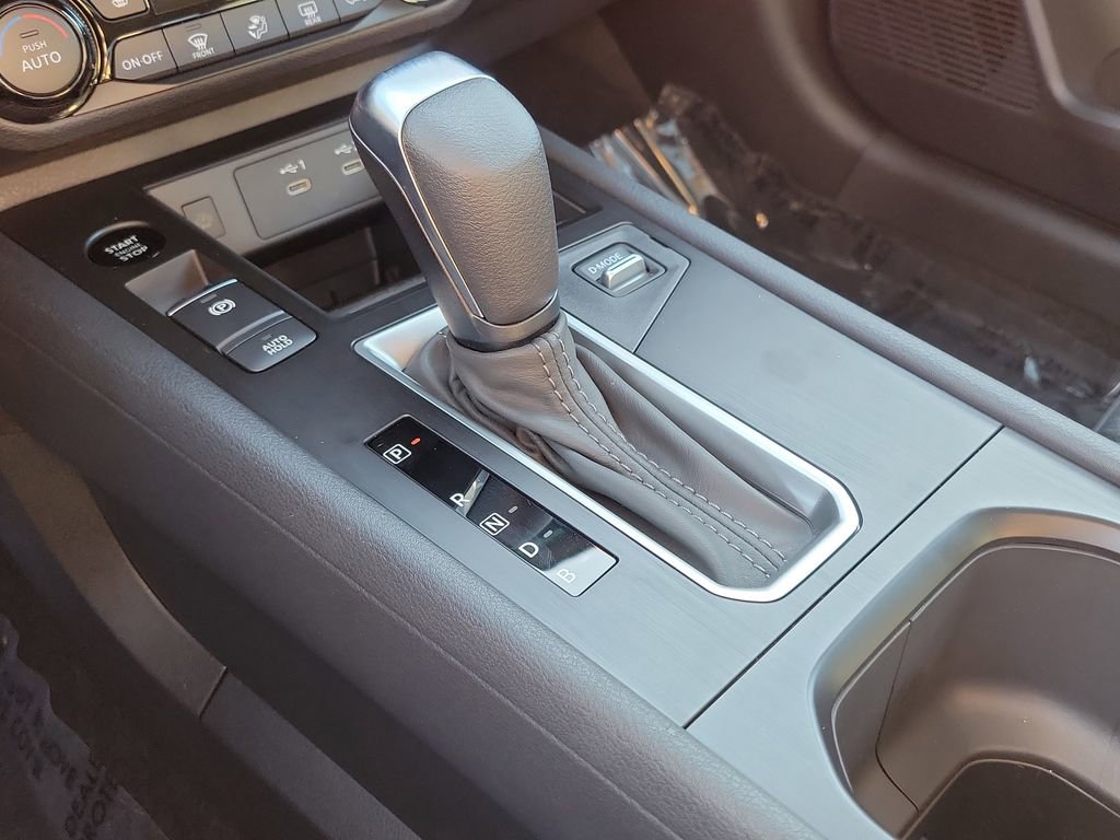 New 2026 Nissan Kicks SV w/ SV Premium Package image 10