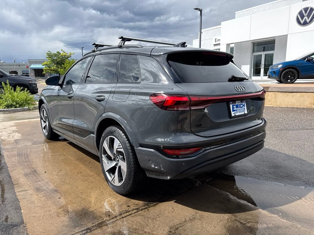 Used 2025 Audi Q6 e-tron Premium Plus w/ Premium Plus AWD/4WD image 3