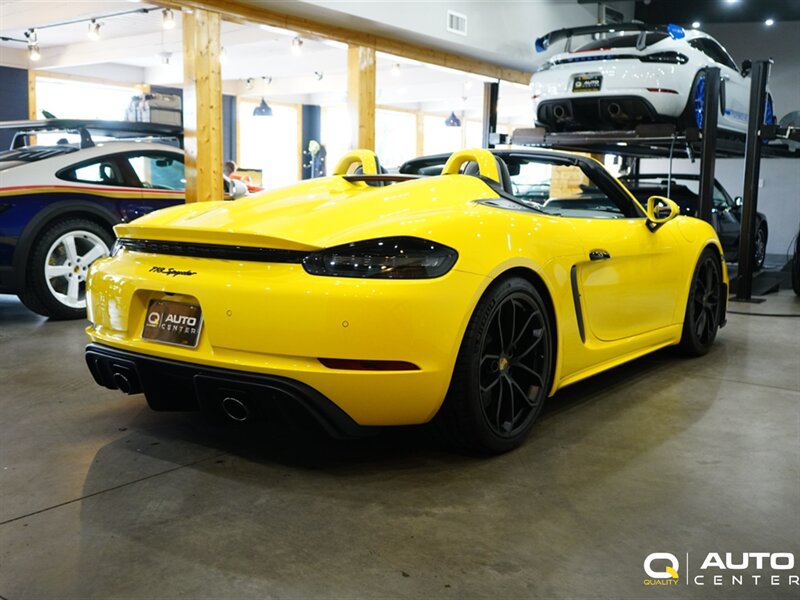 Used 2020 Porsche 718 Boxster Spyder RWD image 5