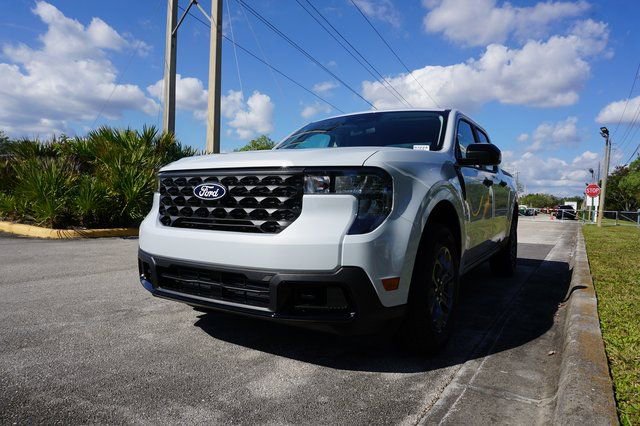 New 2025 Ford Maverick XLT w/ XLT Luxury Package AWD/4WD image 24
