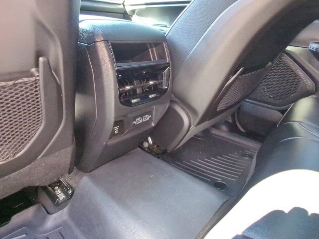 Used 2024 Jeep Grand Cherokee Altitude AWD/4WD image 24