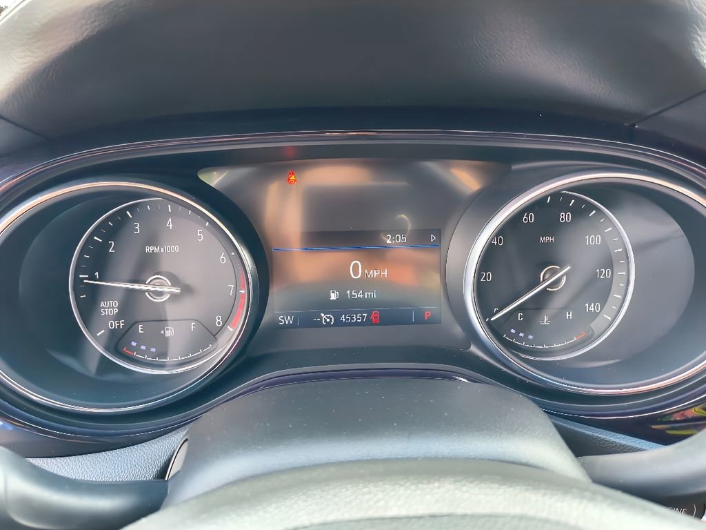 Used 2021 Buick Encore GX Preferred w/ Cold Weather Comfort Package image 16