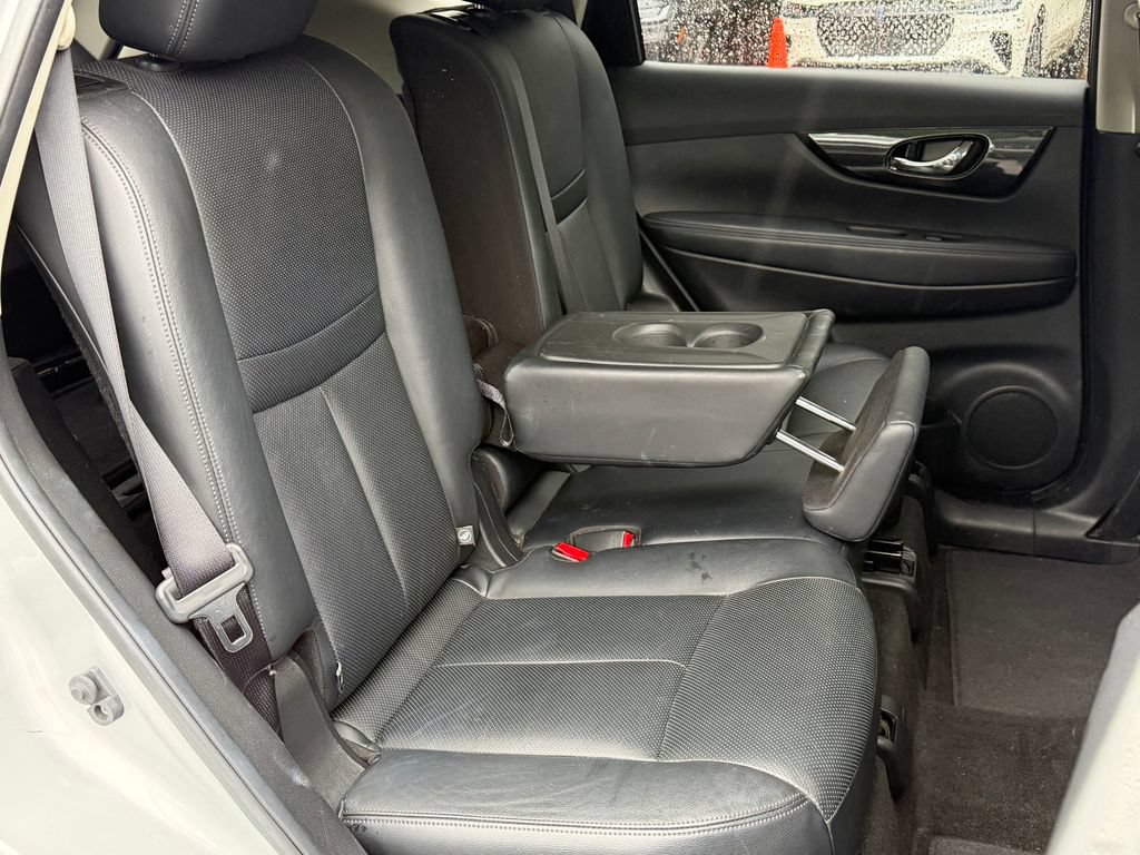 Used 2017 Nissan Rogue SL AWD/4WD image 13