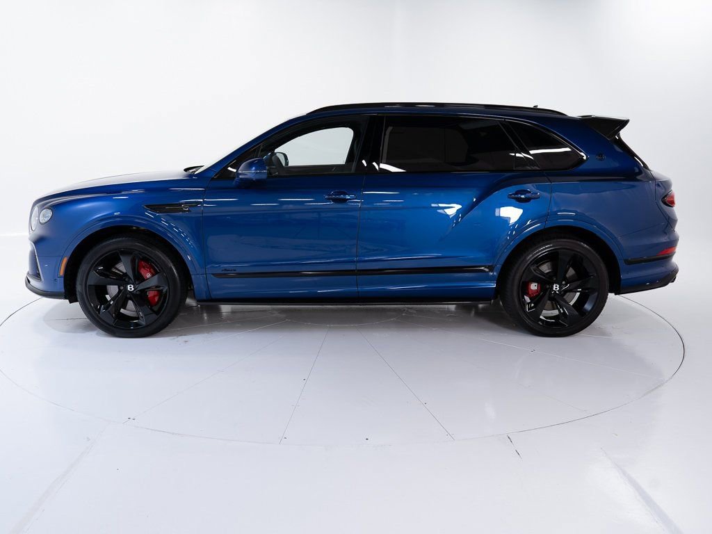 Used 2025 Bentley Bentayga Extended Wheelbase image 2