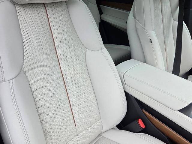 New 2026 Cadillac Vistiq Sport AWD/4WD image 23