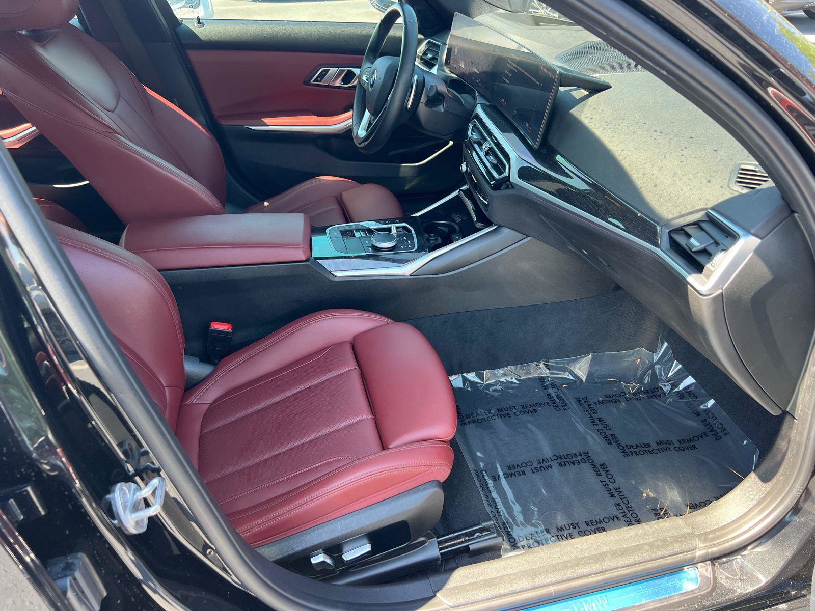 Used 2023 BMW 330i xDrive Sedan w/ Premium Package AWD/4WD image 14