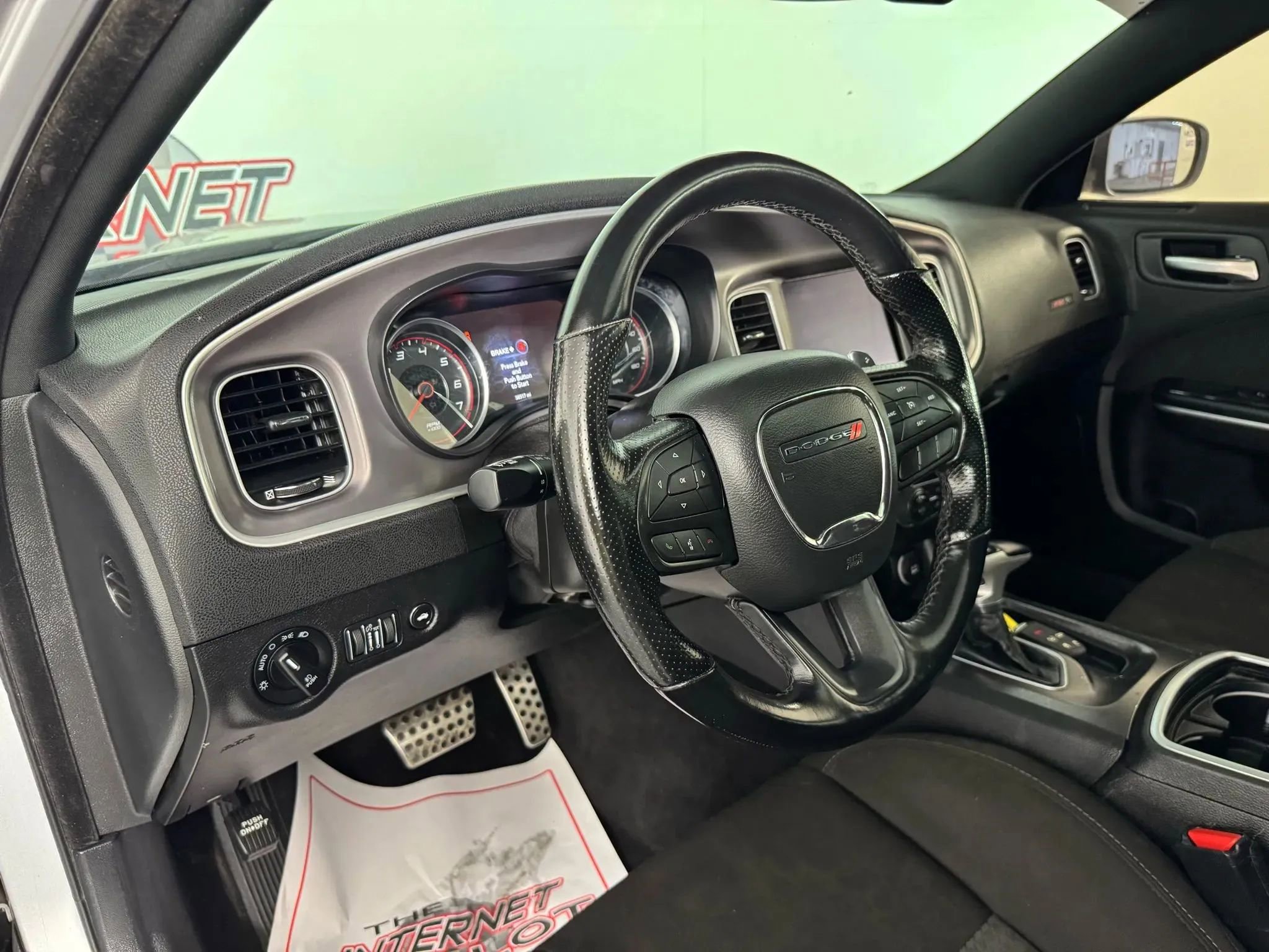 Used 2021 Dodge Charger Scat Pack w/ Navigation & Travel Group RWD image 10