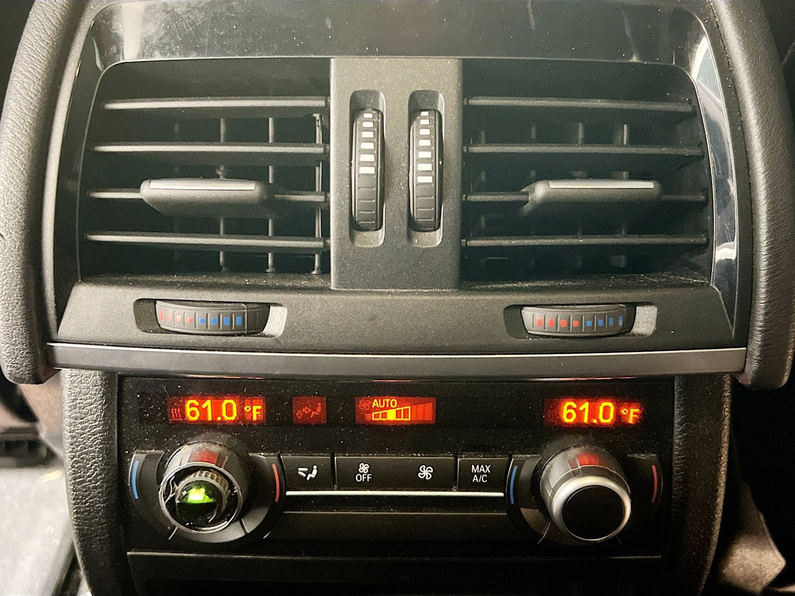 Used 2019 BMW X6 xDrive35i w/ Premium Package image 19