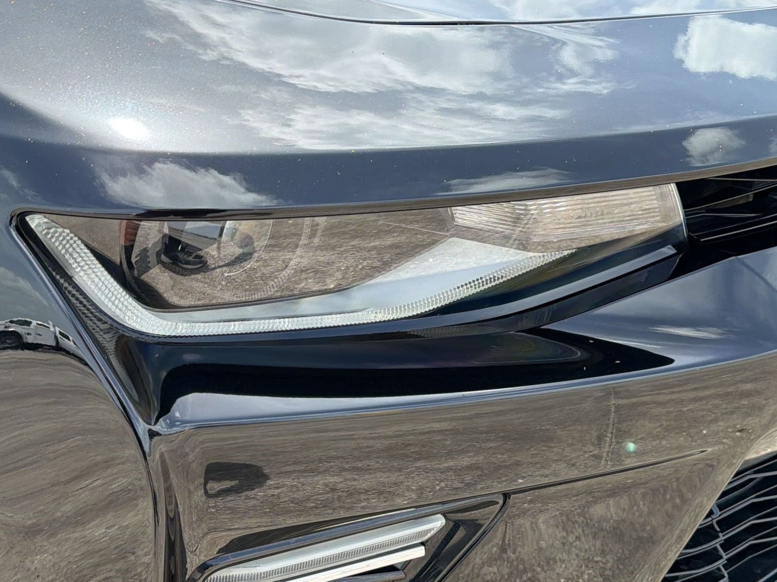 Used 2018 Chevrolet Camaro SS RWD image 12