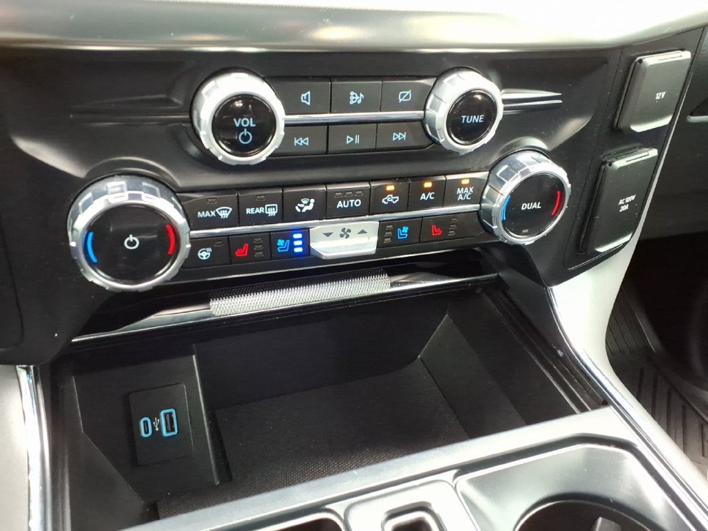 Used 2024 Ford F150 Lariat AWD/4WD image 27