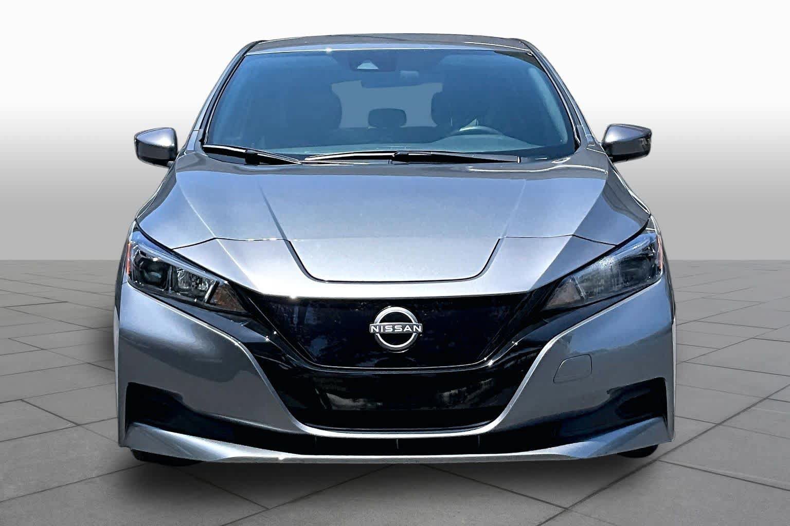 Used 2023 Nissan Leaf S FWD image 3