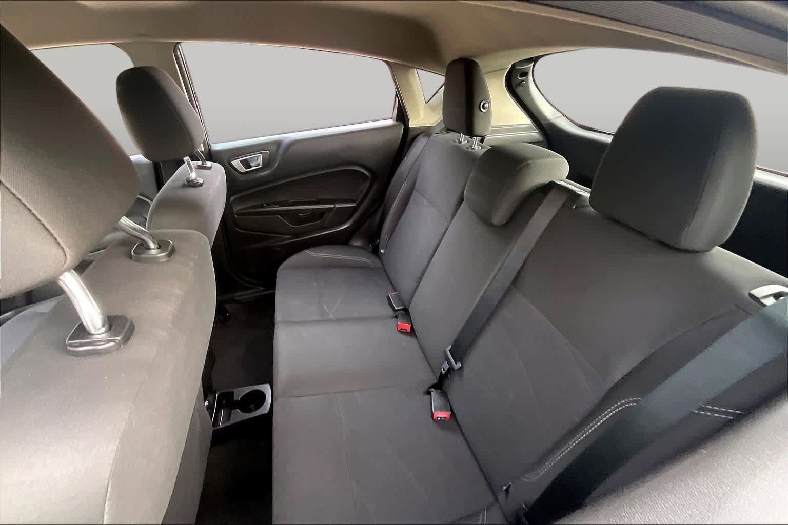 Used 2016 Ford Fiesta SE FWD image 20