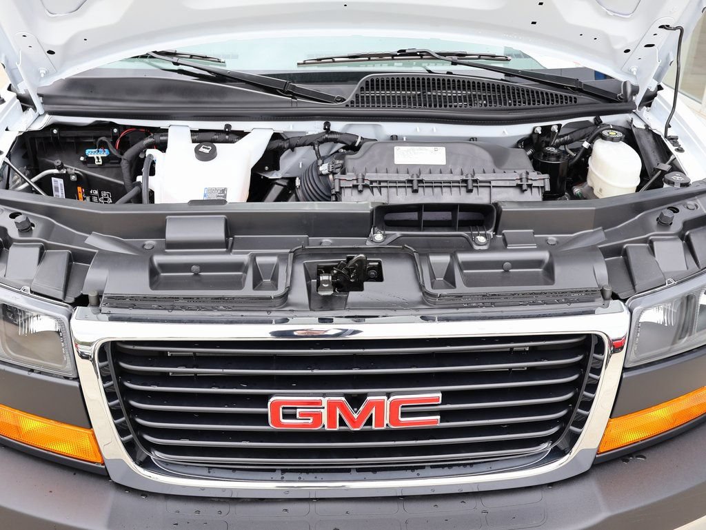 New 2025 GMC Savana 2500 w/ Enhanced Convenience Package RWD image 35