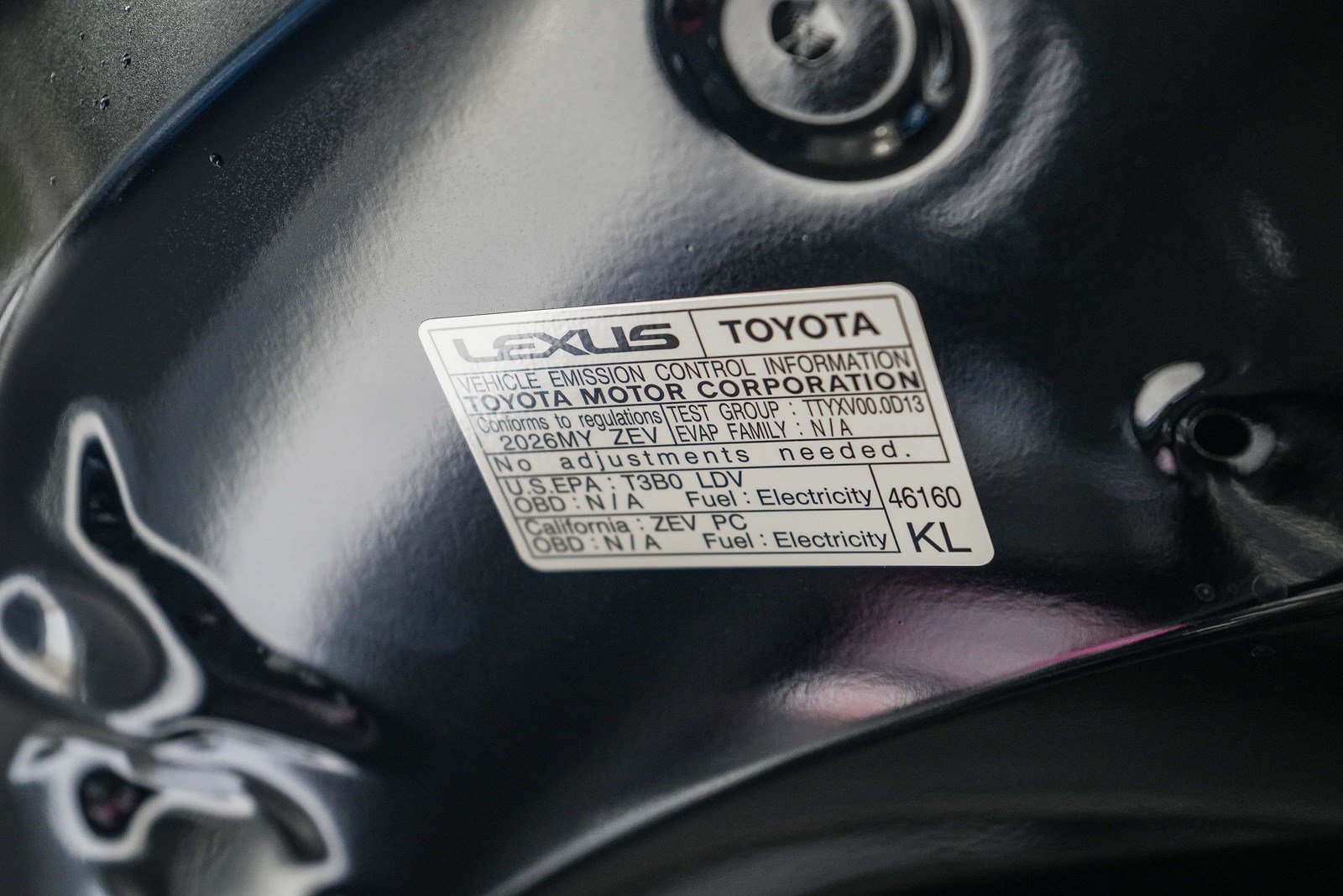 New 2026 Lexus RZ 450e AWD w/ Luxury Package image 24