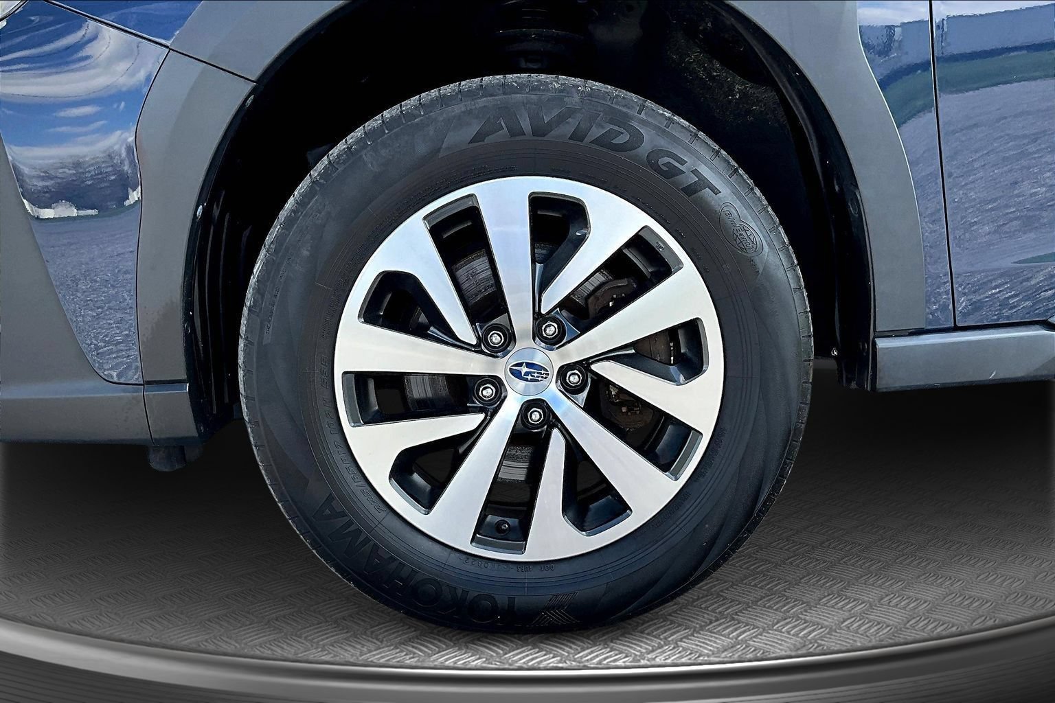 Used 2023 Subaru Outback Premium AWD/4WD image 35