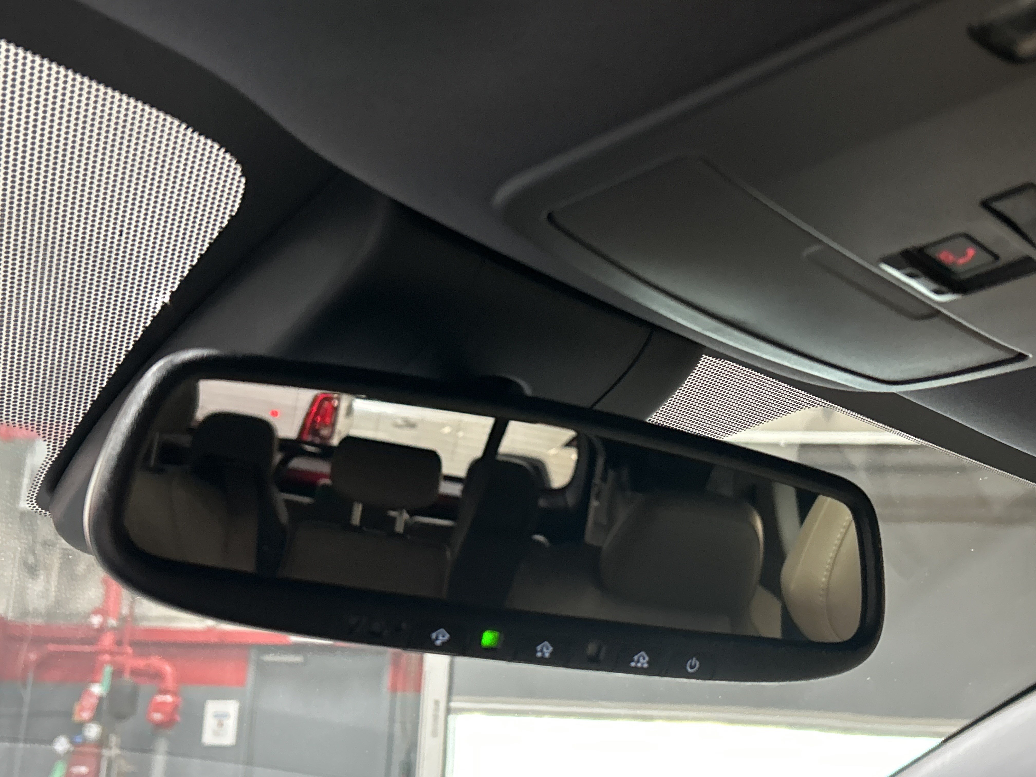 Used 2021 Toyota Sienna XLE FWD image 27