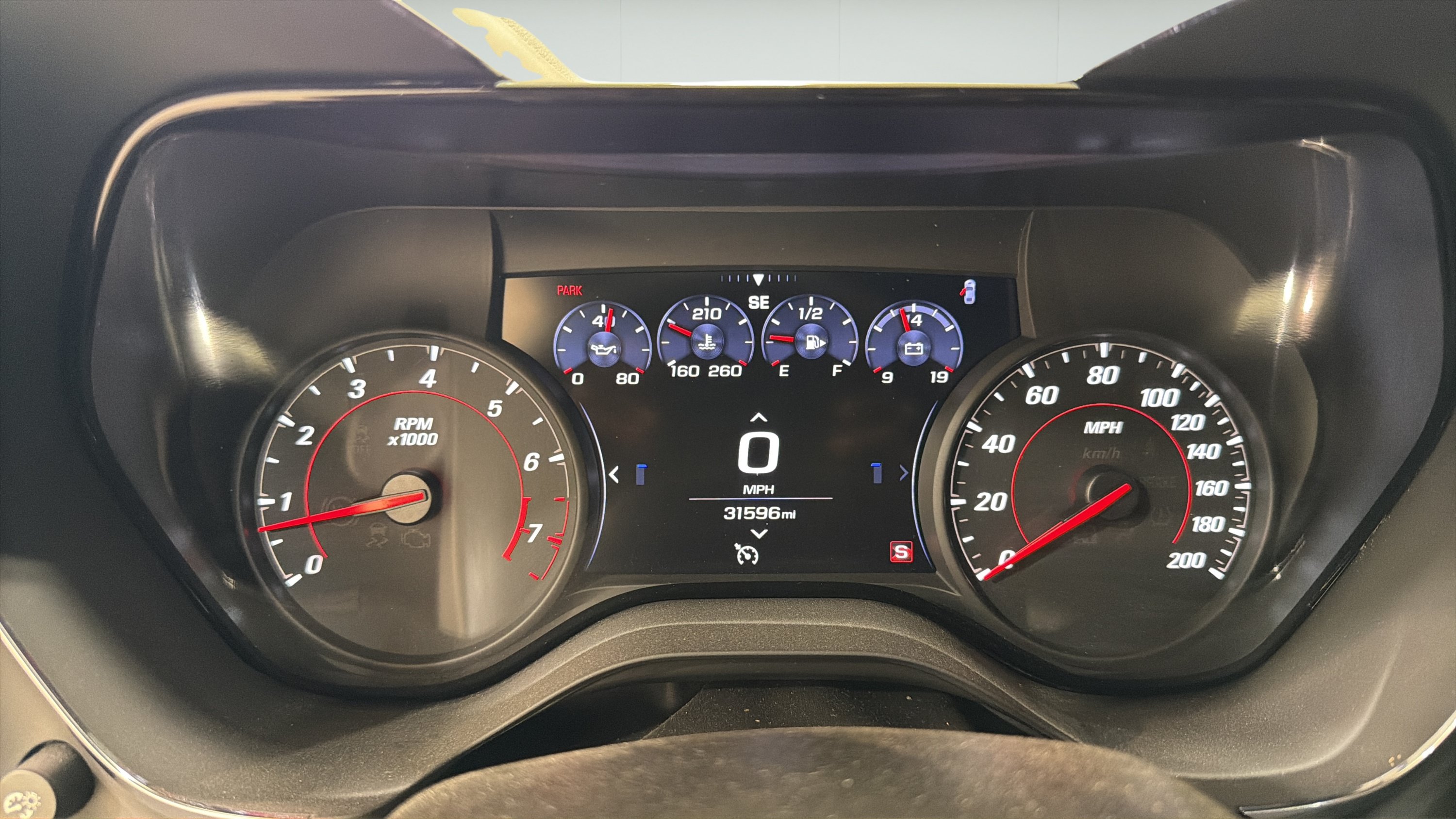 Used 2023 Chevrolet Camaro SS RWD image 15
