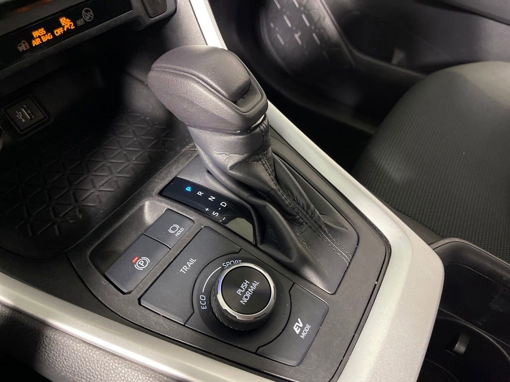 Certified 2023 Toyota RAV4 LE image 21