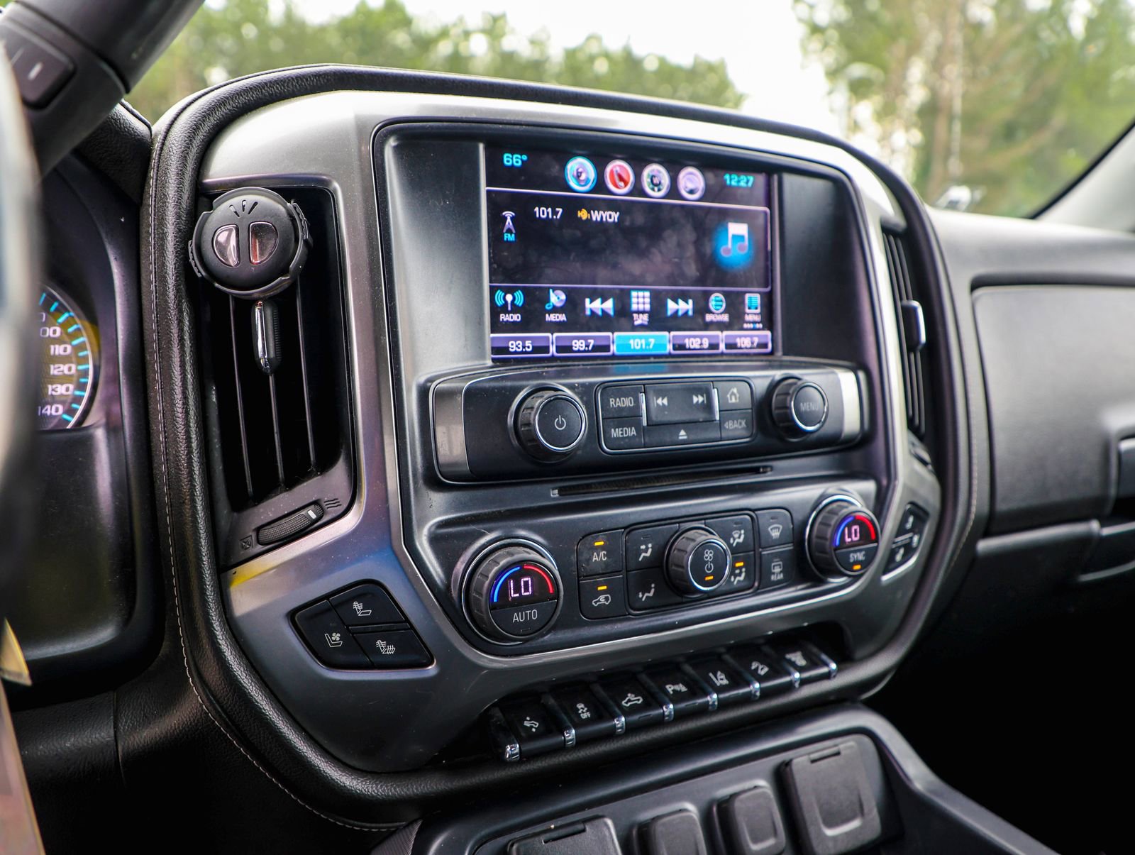 Used 2018 Chevrolet Silverado 2500 LTZ w/ Duramax Plus Package AWD/4WD image 16