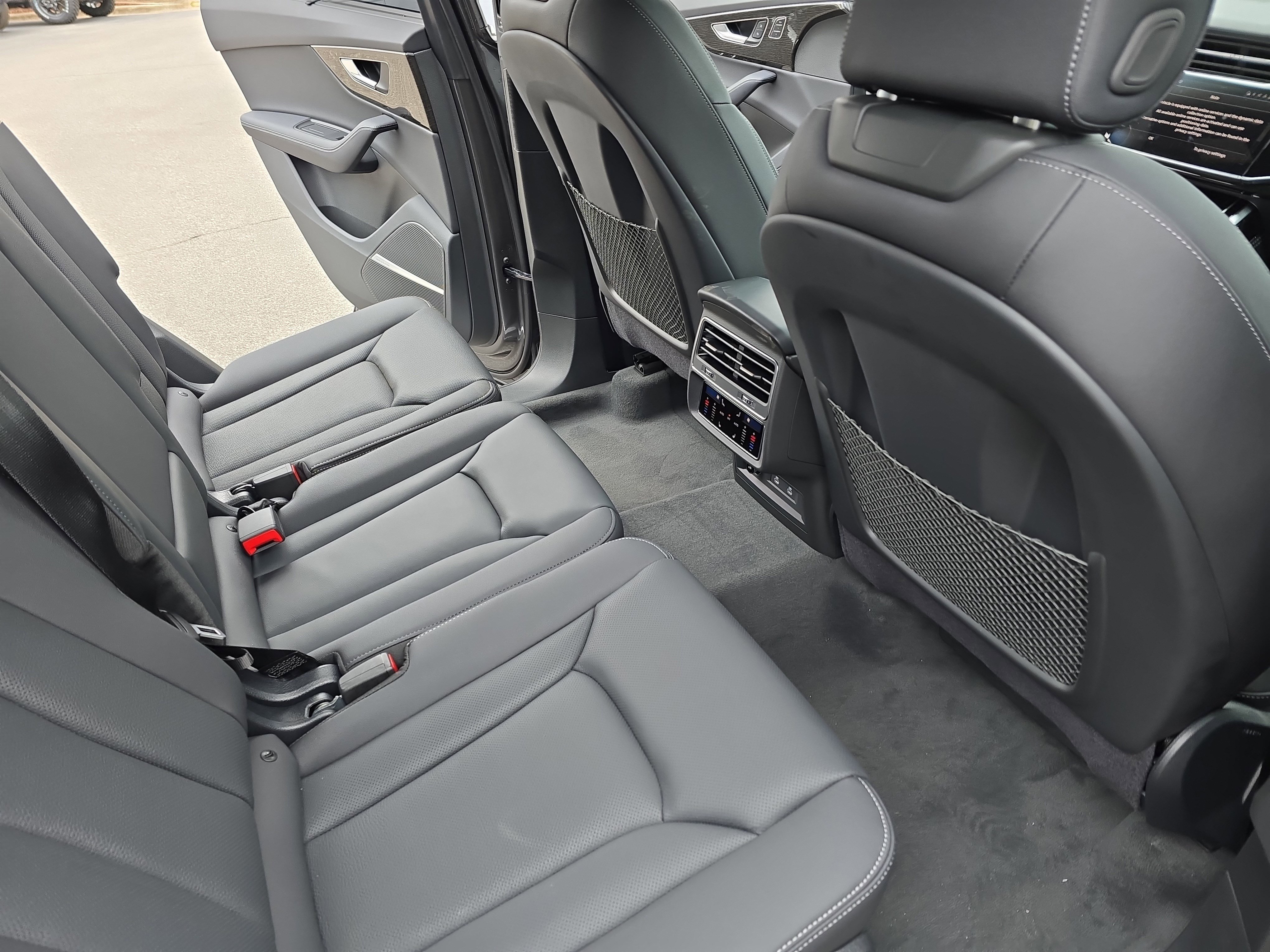 New 2025 Audi Q7 3.0T Premium Plus AWD/4WD image 11