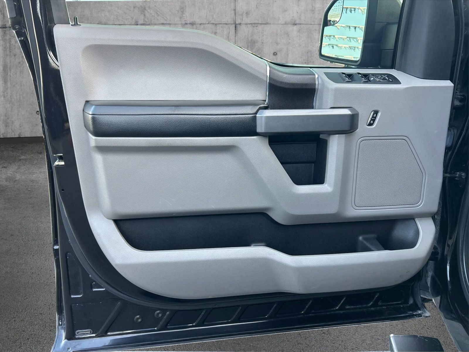Used 2019 Ford F150 XLT RWD image 19