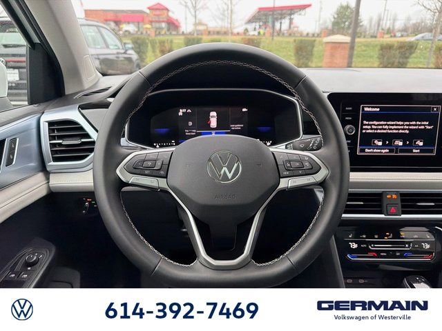 New 2026 Volkswagen Taos SE image 19