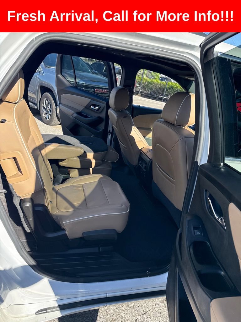 Certified 2023 Chevrolet Traverse Premier image 3