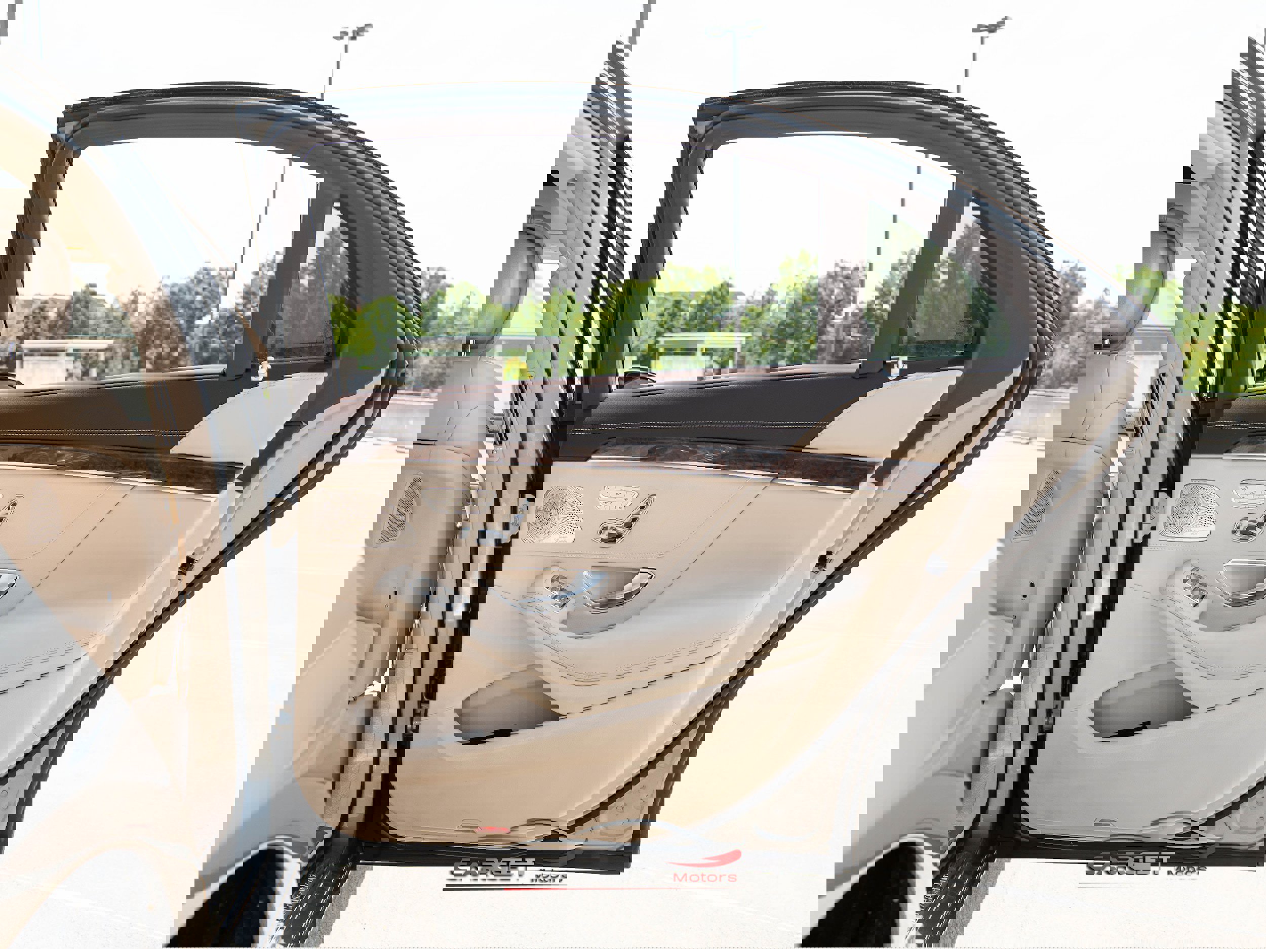 Used 2014 Mercedes-Benz S 550 Sedan w/ Premium 1 Package image 45