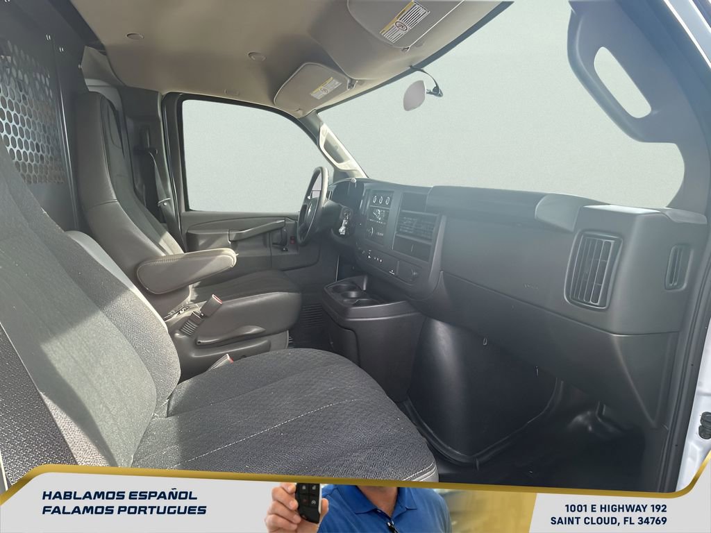 Used 2024 Chevrolet Express 2500 w/ Driver Convenience Package image 17