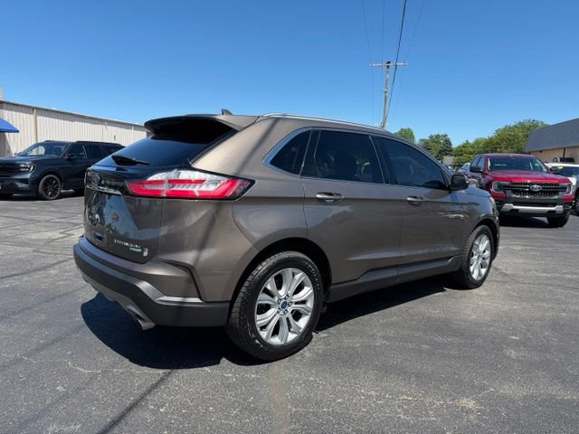 Used 2019 Ford Edge Titanium FWD image 9