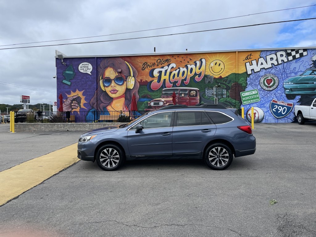 Used 2016 Subaru Outback 2.5i Limited AWD/4WD image 2
