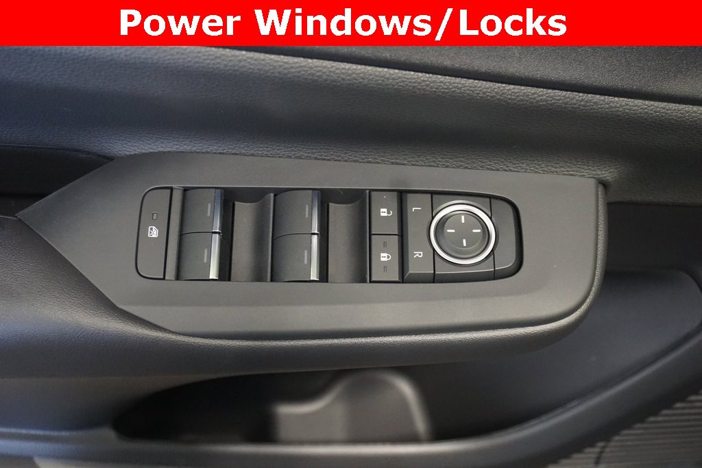 New 2026 Toyota Prius Plug-In Hybrid image 6