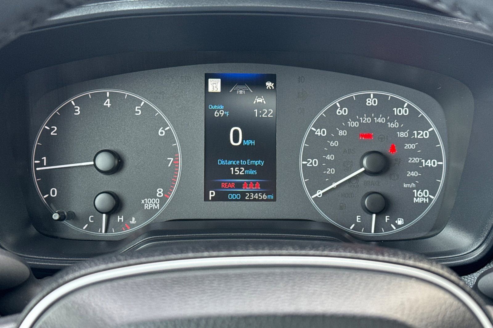 Used 2024 Toyota Corolla Cross LE image 24