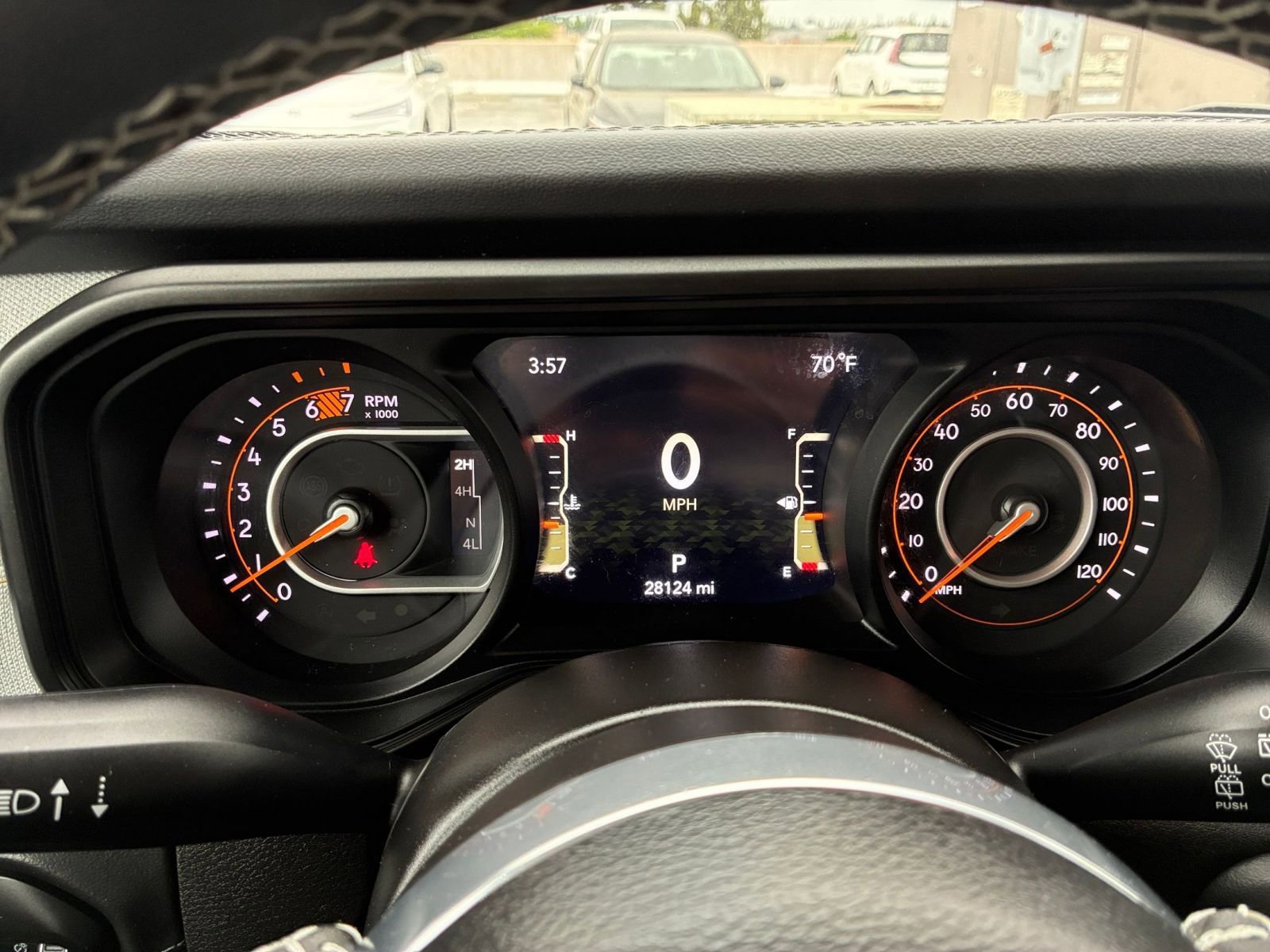 Used 2025 Jeep Wrangler Sahara image 39