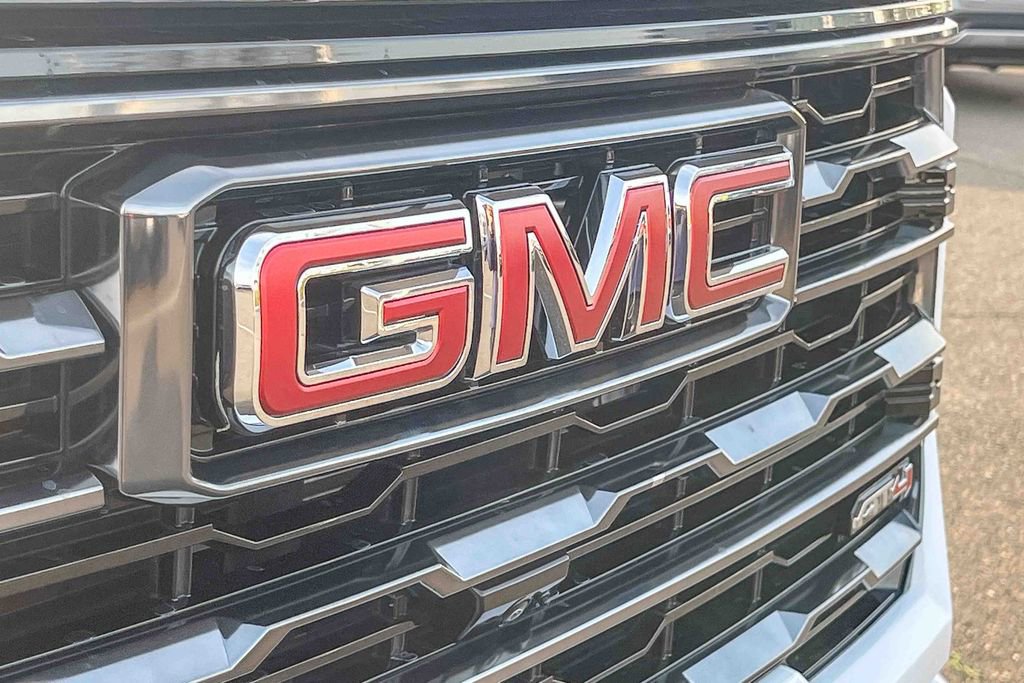 Used 2024 GMC Sierra 2500 AT4 w/ AT4 Premium Plus Package image 14