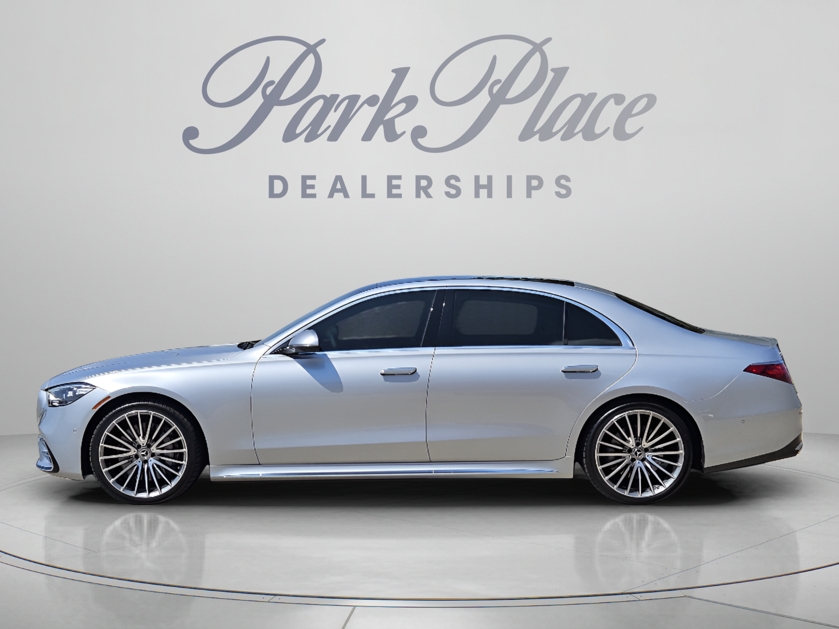 Certified 2024 Mercedes-Benz S 580 4MATIC Sedan image 2