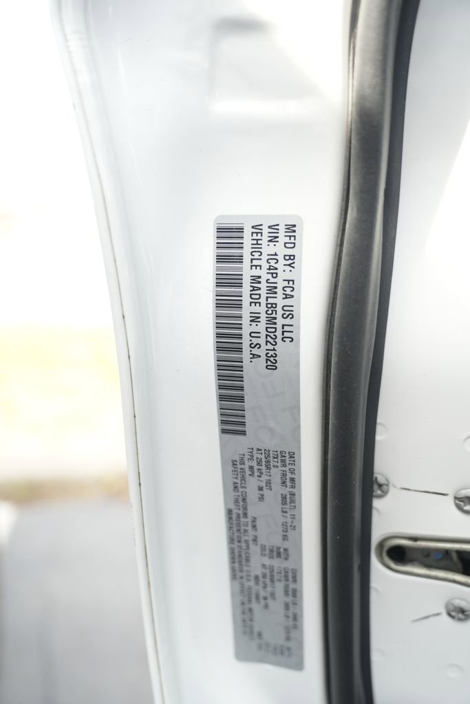 Used 2021 Jeep Cherokee Latitude Plus image 55