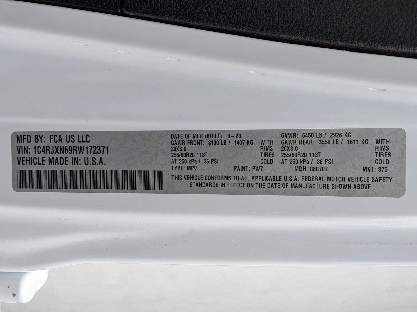 Used 2024 Jeep Wrangler Unlimited AWD/4WD image 22