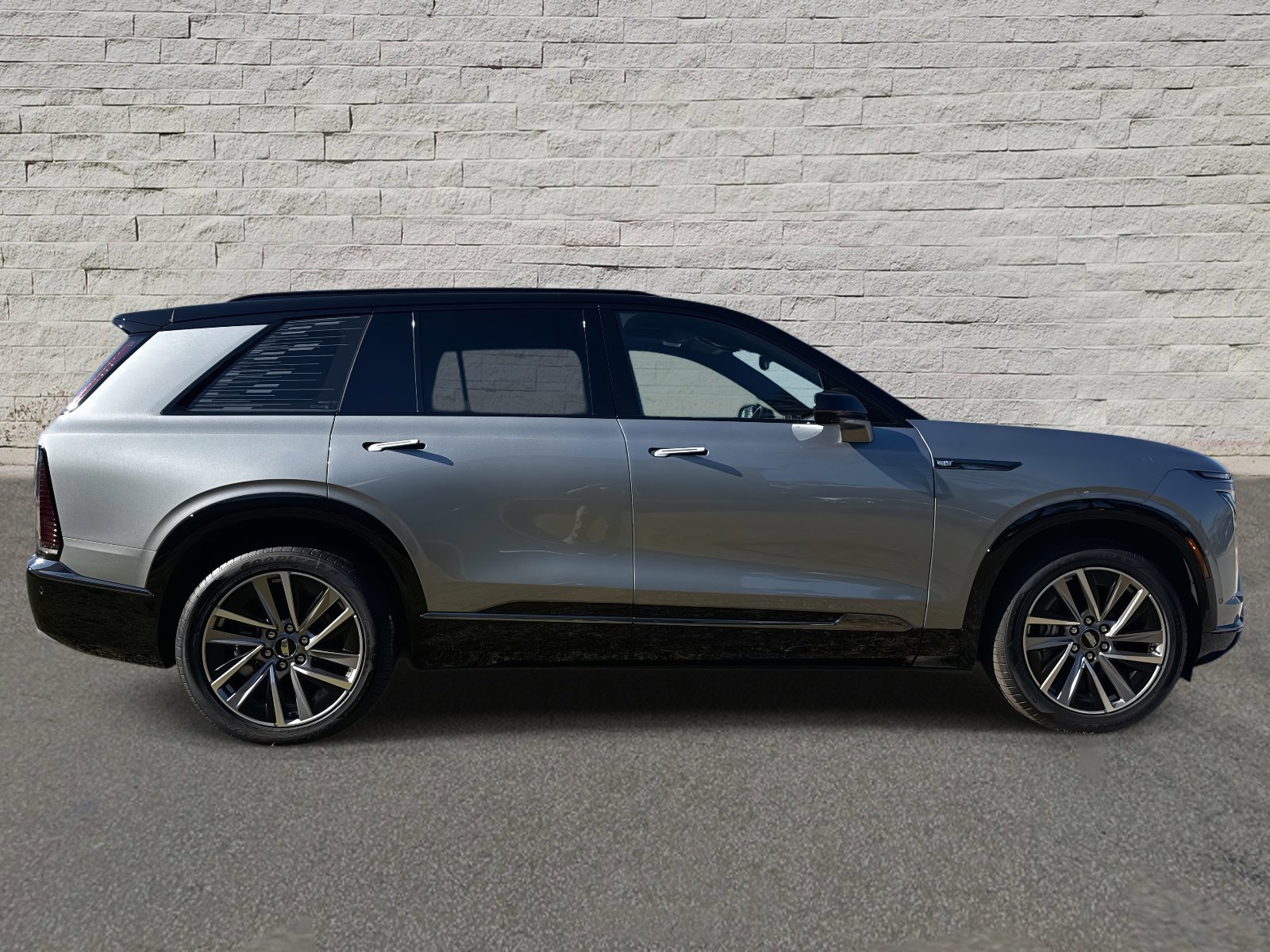 New 2026 Cadillac Vistiq Sport w/ LPO, Floor Liner Package image 6