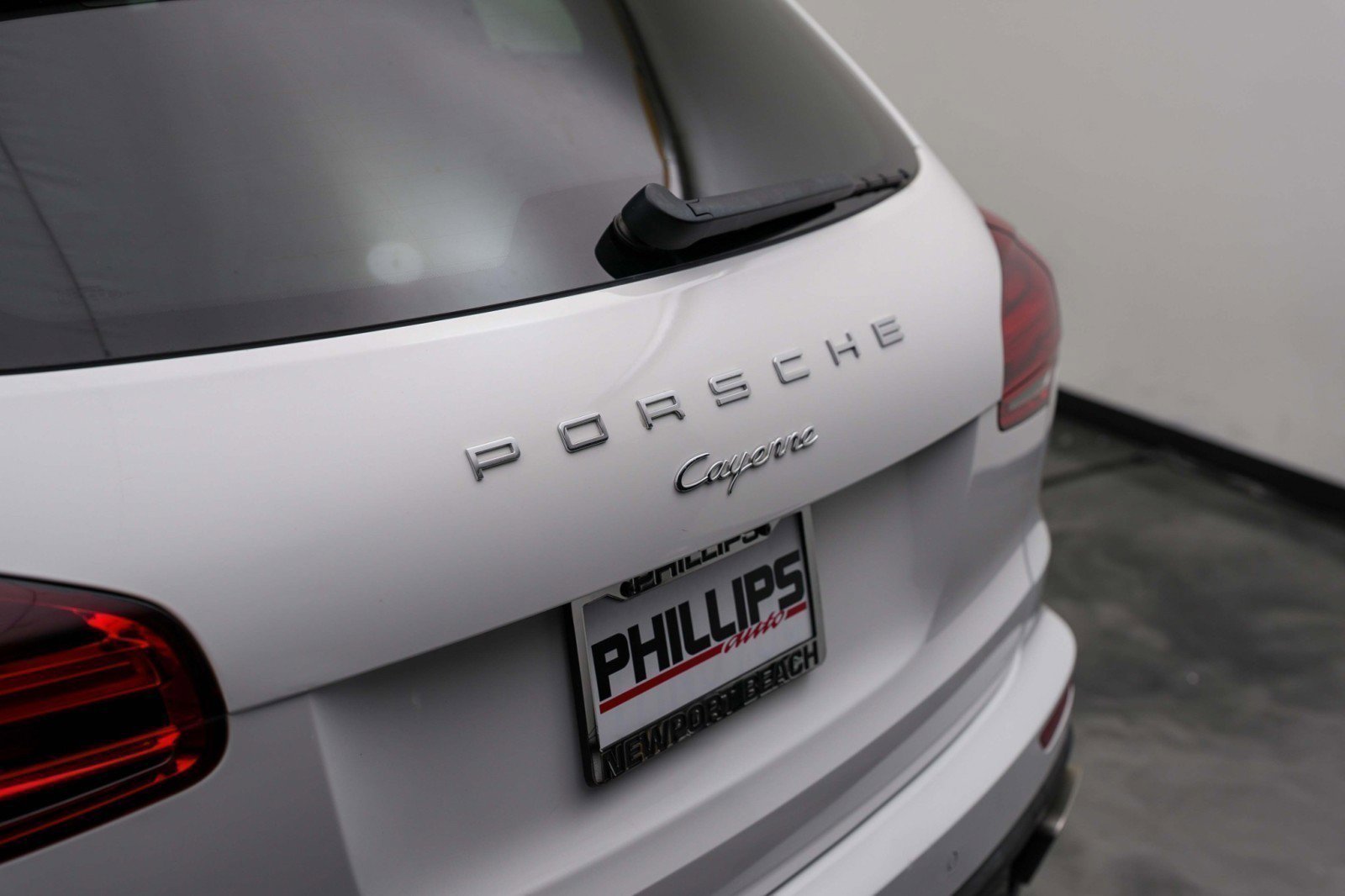 Used 2015 Porsche Cayenne Diesel AWD/4WD image 14