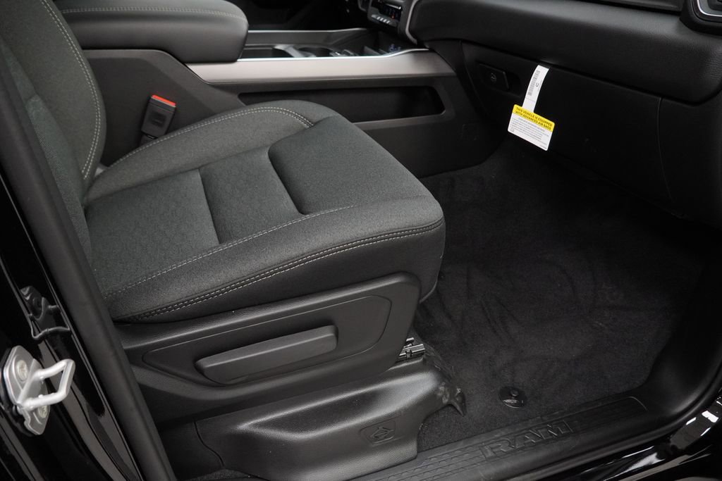 New 2026 RAM 1500 Big Horn w/ Night Edition AWD/4WD image 33
