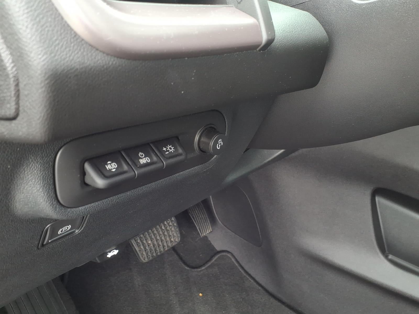 Certified 2024 GMC Terrain AT4 w/ Infotainment Package II AWD/4WD image 24